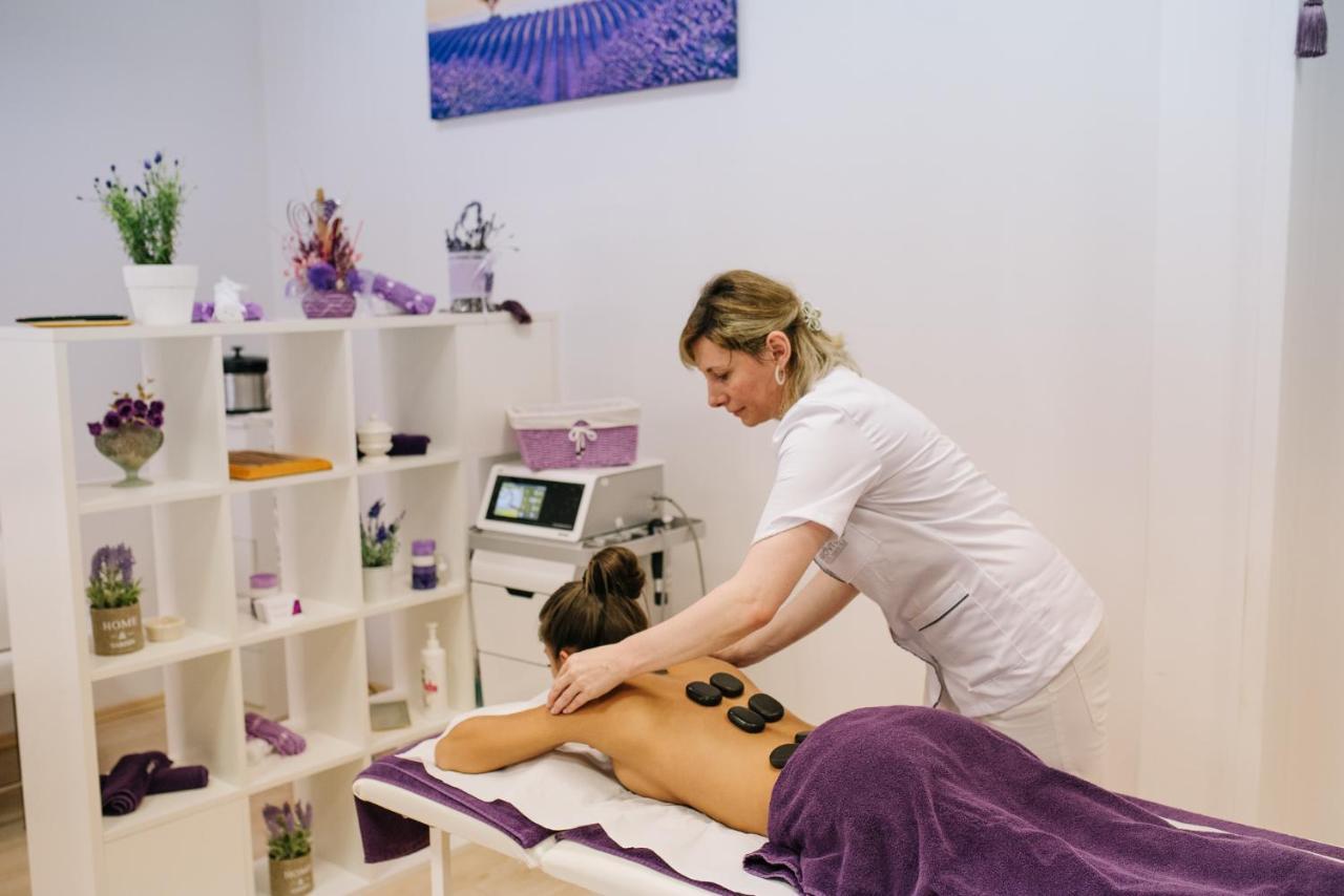 Caprioara Spa&Wellness Resort Ковасна Екстер'єр фото