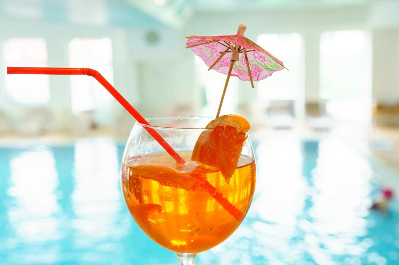 Caprioara Spa&Wellness Resort Ковасна Екстер'єр фото