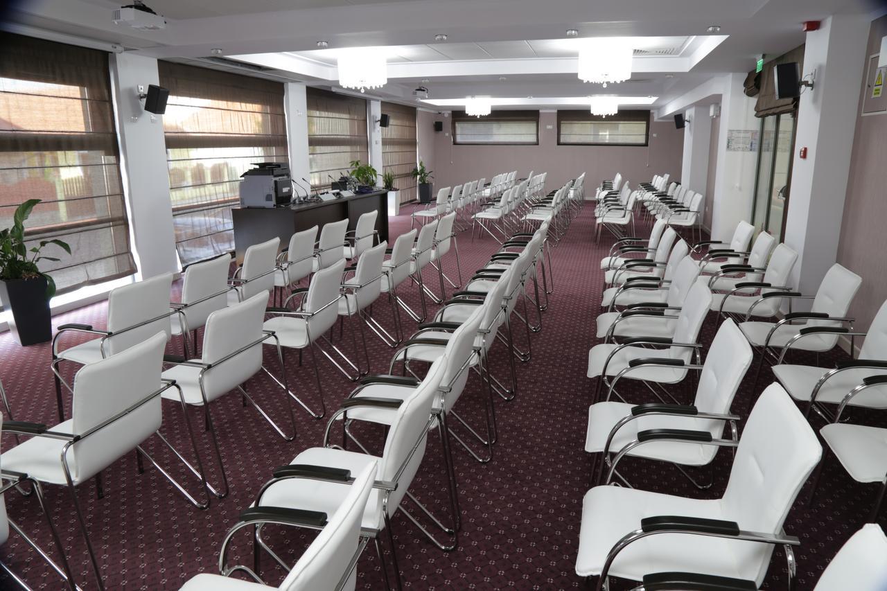 Caprioara Spa&Wellness Resort Ковасна Екстер'єр фото